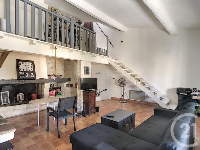 Appartement F3 à louer - 3 pièces - 68.0 m2 - ARAMON - 30 - LANGUEDOC-ROUSSILLON - Century 21 Beven Immobilier